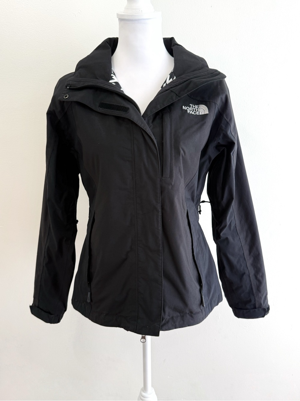 THE NORTH FACE BLACK SNOW SKI HOODED JACKET - Picture 1 of 11